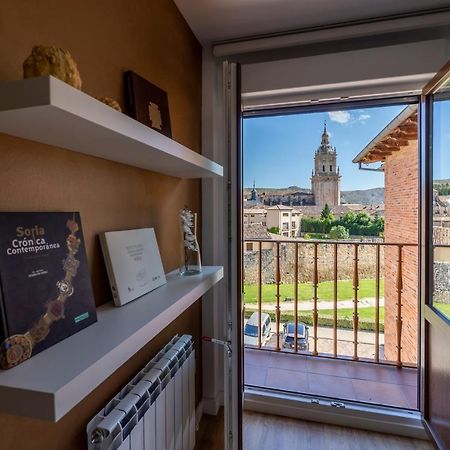 Апартаменти El Balcon Del Poeta Ель-Бурго-де-Осма Екстер'єр фото